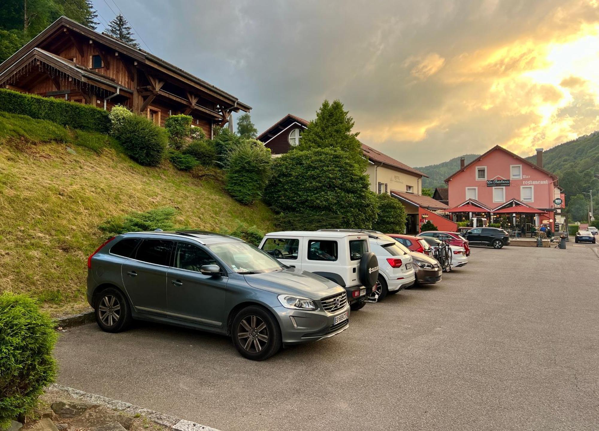 Hôtel Les Chatelminés La Bresse Exterior foto